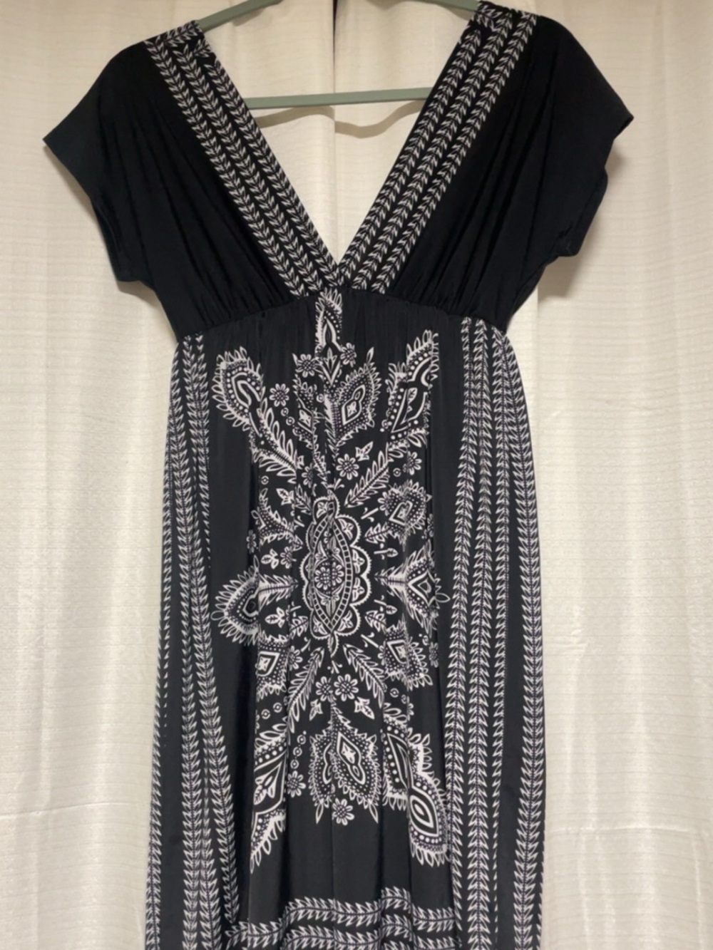 Wet Seal Black Maxi Dress with White Paisley Print